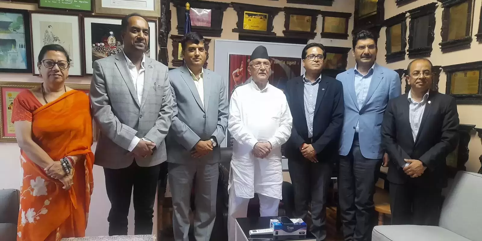 नवनिर्वाचित सिएनआई पदाधिकारी–एमाले अध्यक्षबीच अर्थतन्त्रको विषयमा छलफल 